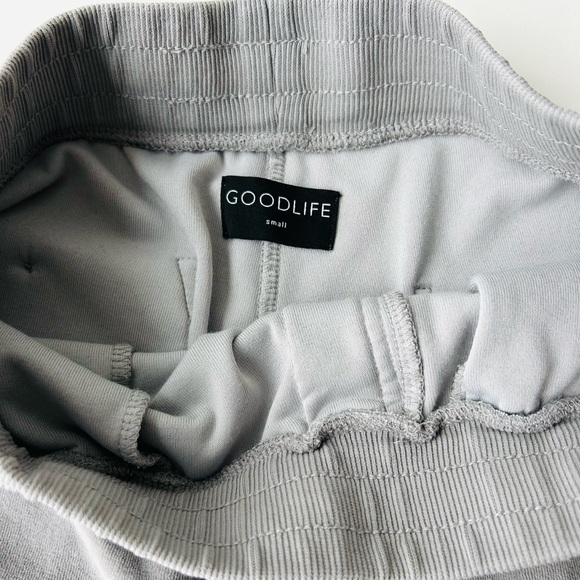 GOODLIFE Brand – 2-Piece Velvet Track Suit
Men’s Small (can work as unisex) - Picture 8 of 8